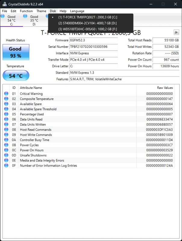 CrystalDiskInfo firmware and interface details for an NVMe device